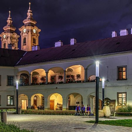 Főtér Apartman Eger Exterior foto